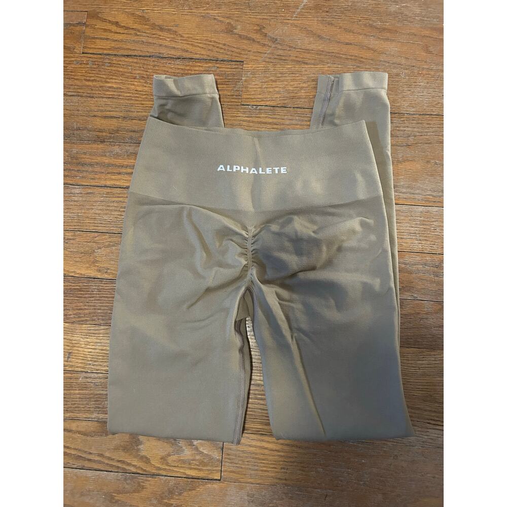 Alphalete Amplify Leggings Seamless Scrunch Butt Taupe Size Small S*